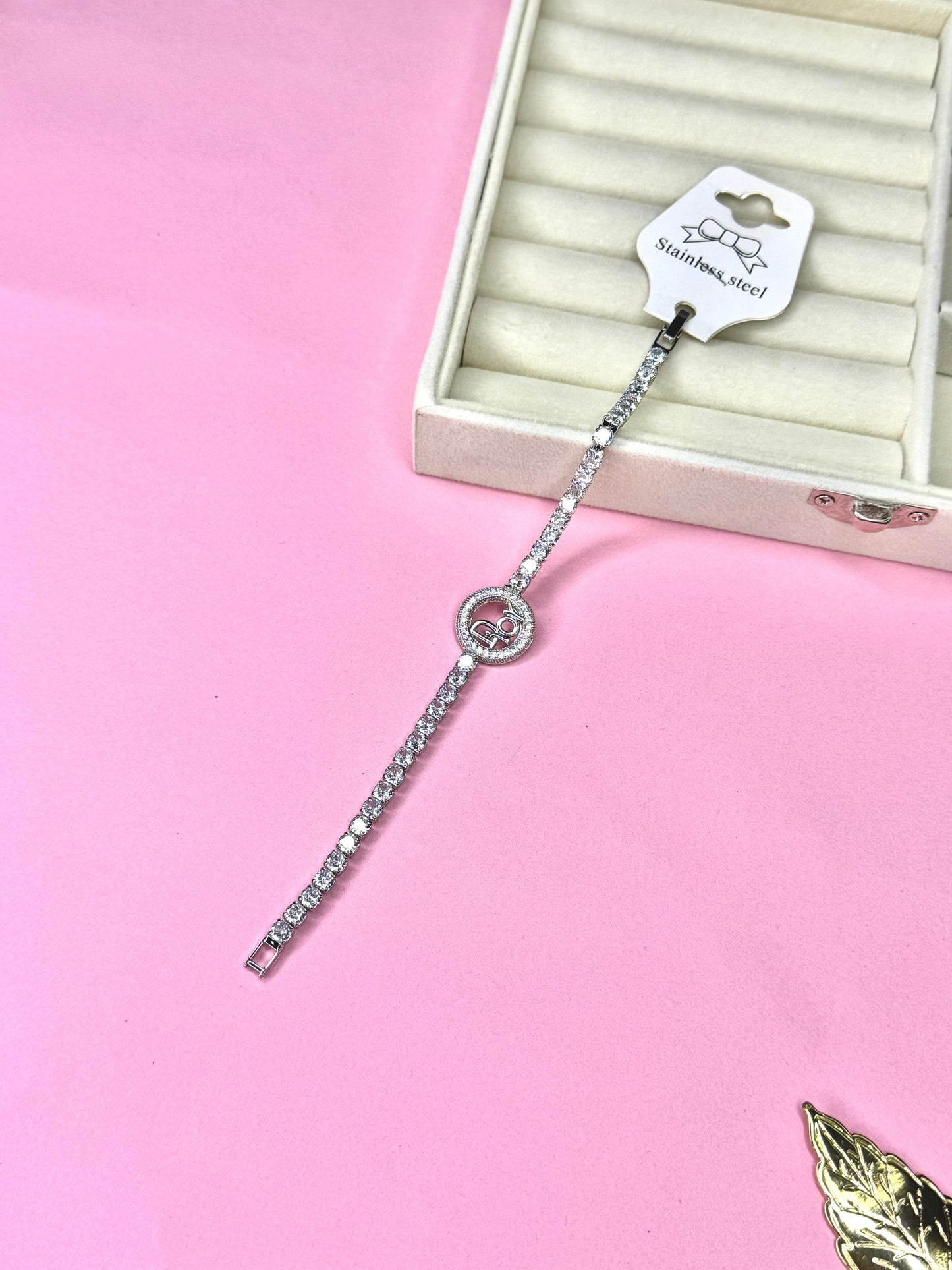 Elegant Unique Design American Zarkoon Crystal Stones Bracelet for Girls/Women
