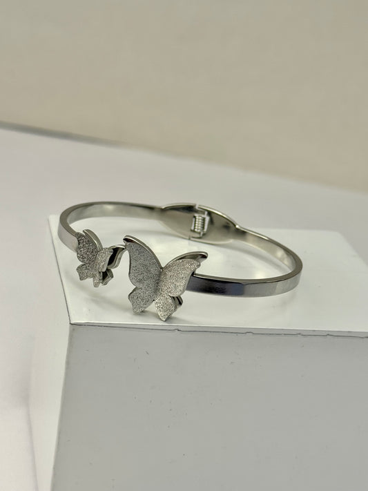 Butterfly Hand Brecelet