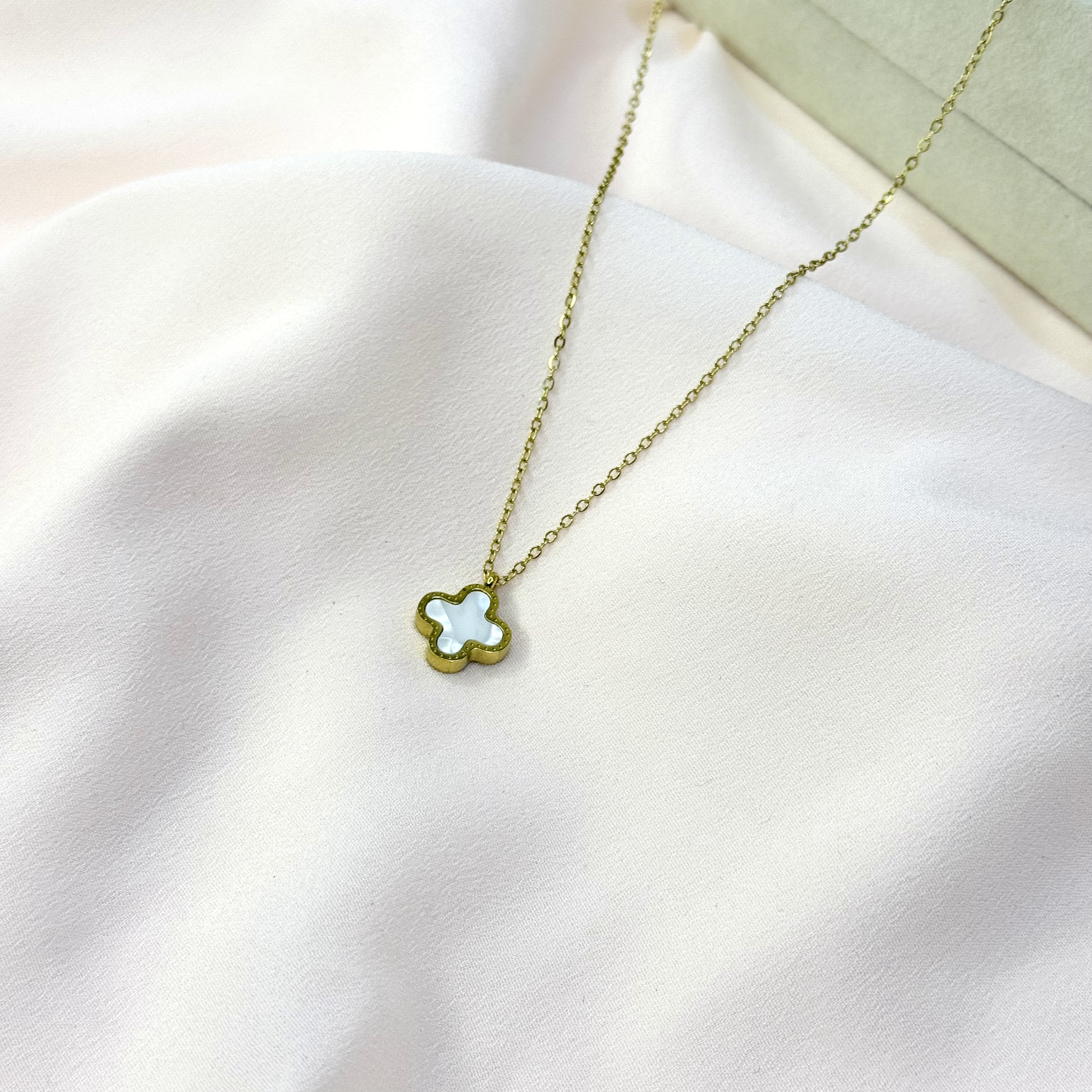 Stainless Steel Locket Top Quality Made in Italy One Side Black And One Side White