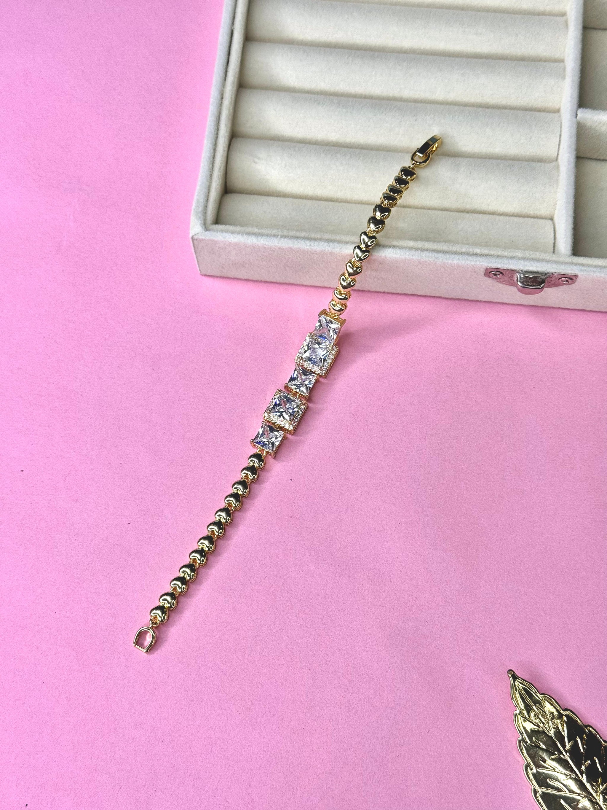 Gorgeous Unique Design American Zarkoon Crystal Stones Bracelet for Girls/Women