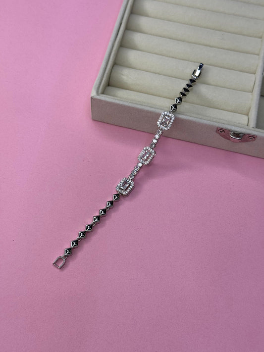 Fancy Unique Design Real Stones Bracelet for Girls/Women